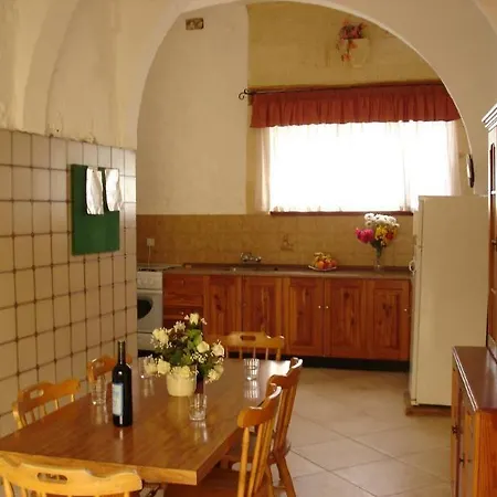 Casa Patricia 3* Шаара